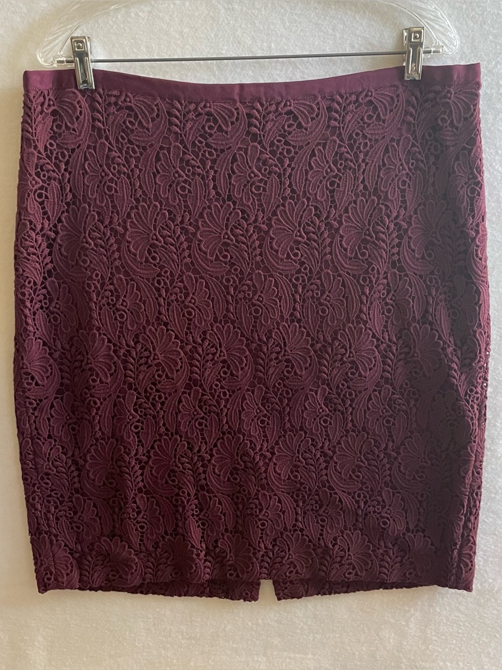 Talbots Burgundy Lined Lace Skirt with Back Zipper and Back Kick Pleat, size 16